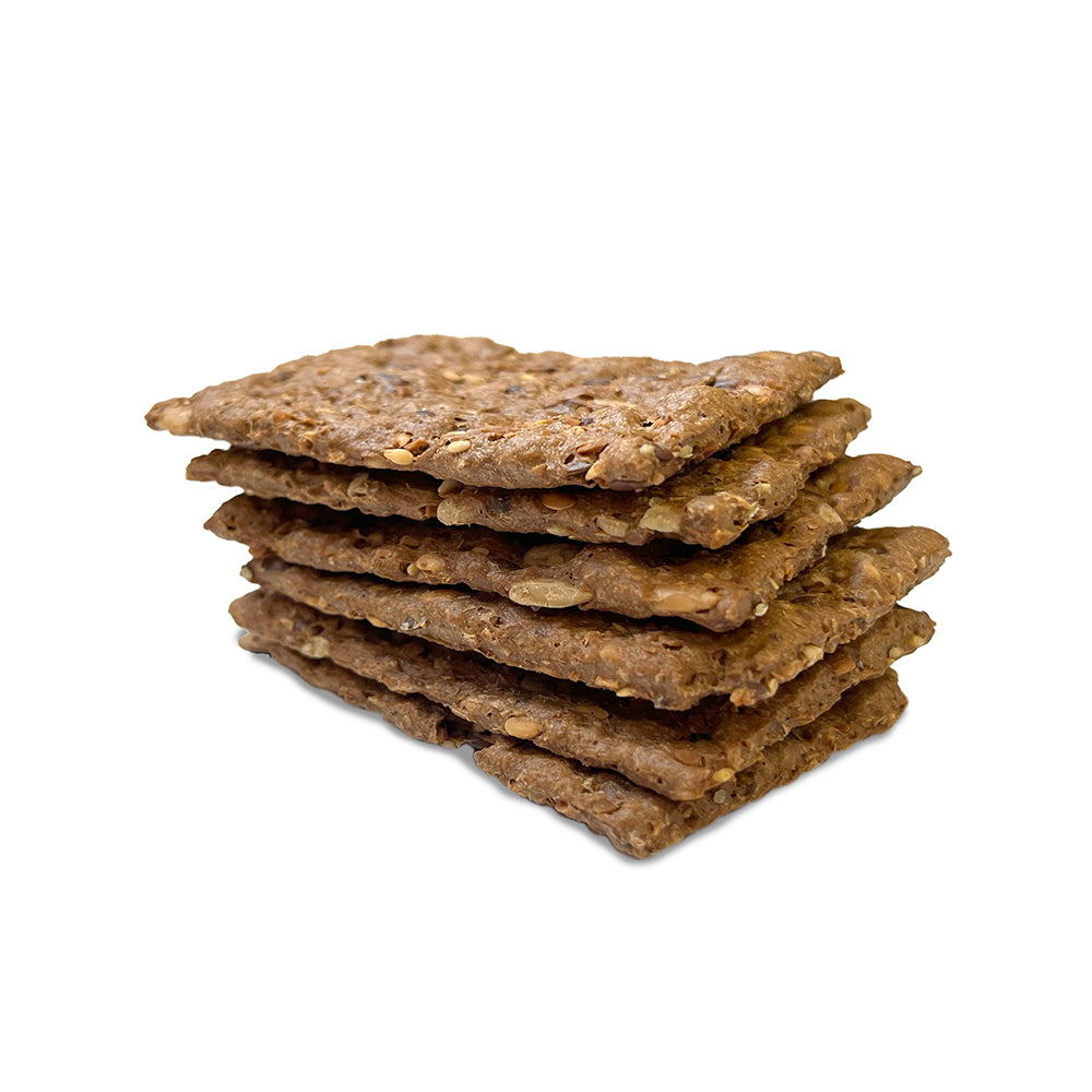 Crackers proteicos sin azúcares añadidos con romero.